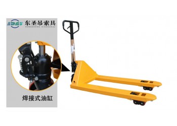 地牛叉車(chē)存放環(huán)境對(duì)手動(dòng)搬運(yùn)車(chē)隊(duì)哪些部位有影響？