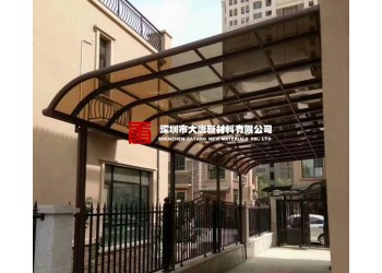 福建龍巖批發(fā)茶色耐力板茶色PC板工廠(chǎng)開(kāi)料