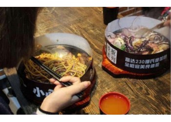 必高林鐵板燒快餐免費送貨嗎？半成品更省心