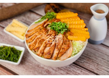 谷鶴雞排飯開店成本高嗎？經營簡單客流大