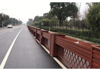 任丘鋁合金花箱廠家，任丘鋁合金路政護欄花箱廠家