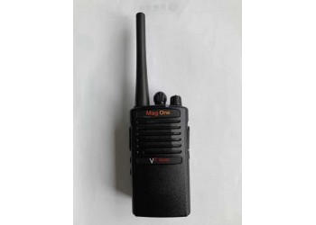 摩托羅拉VZ-D131數(shù)字對講機(jī)工業(yè)廠區(qū)大功率便攜式對講機(jī)